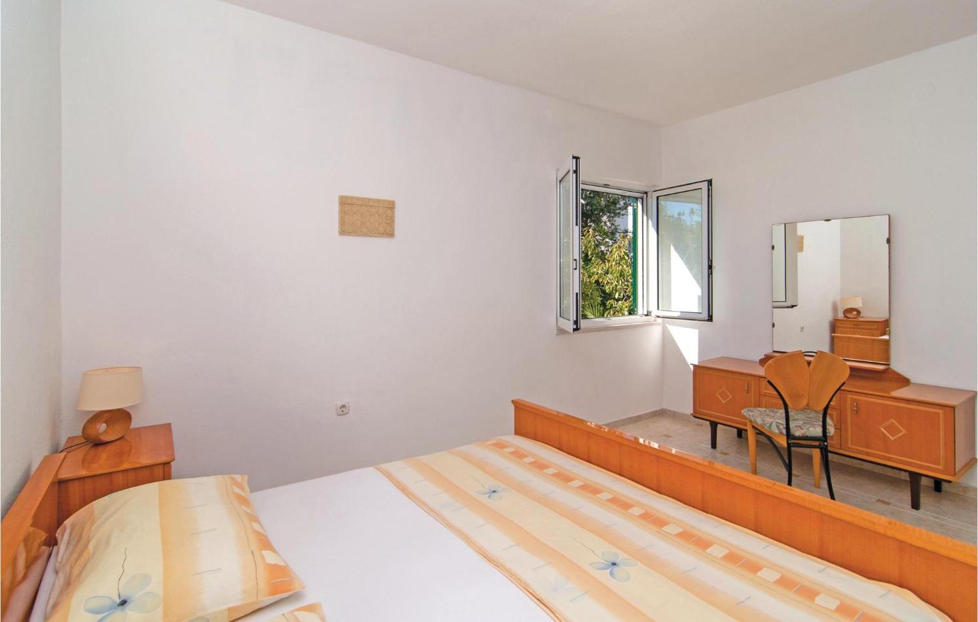 3 Bedroom Cozy Home In Supetar Exteriér fotografie