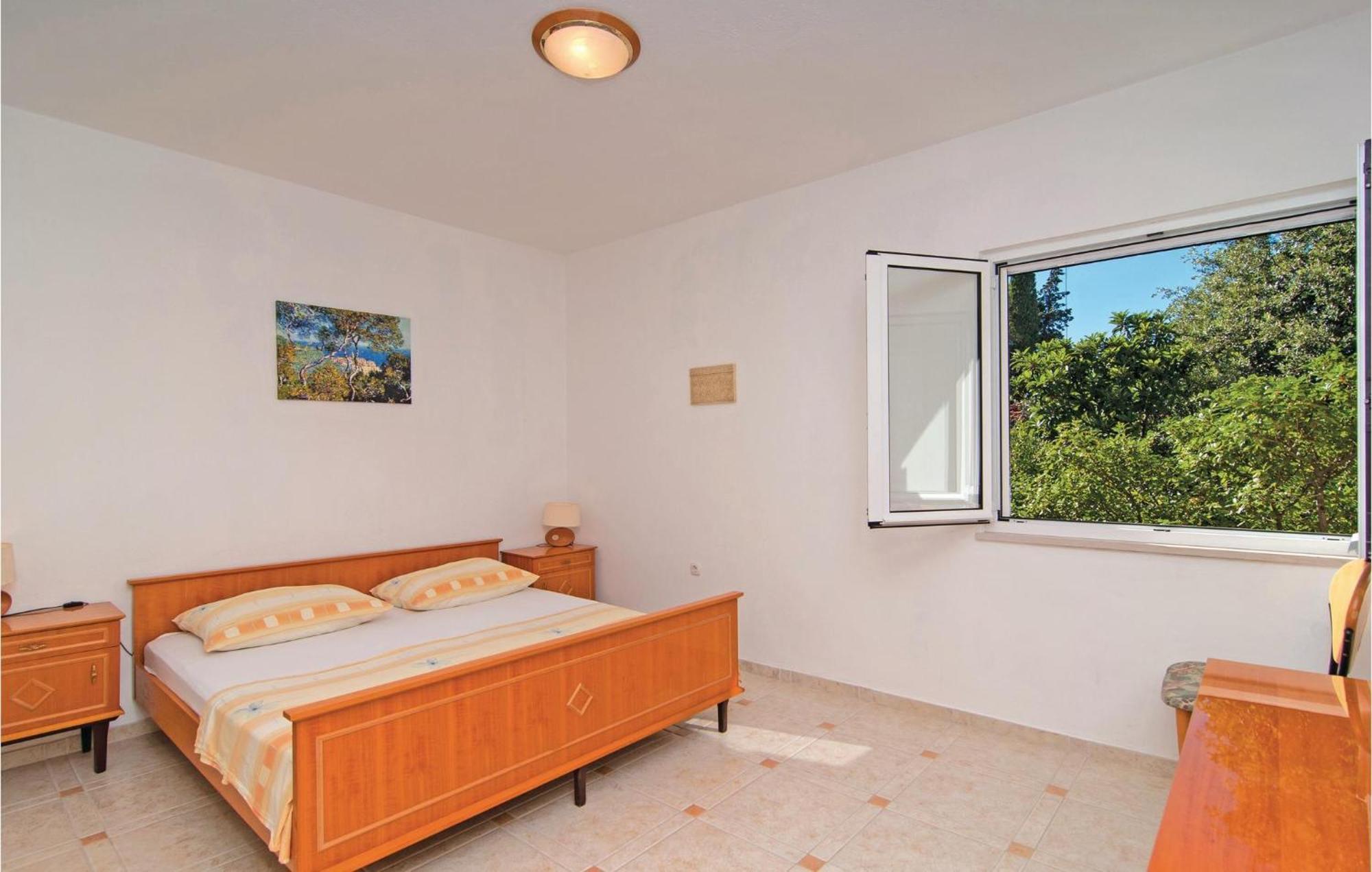 3 Bedroom Cozy Home In Supetar Exteriér fotografie