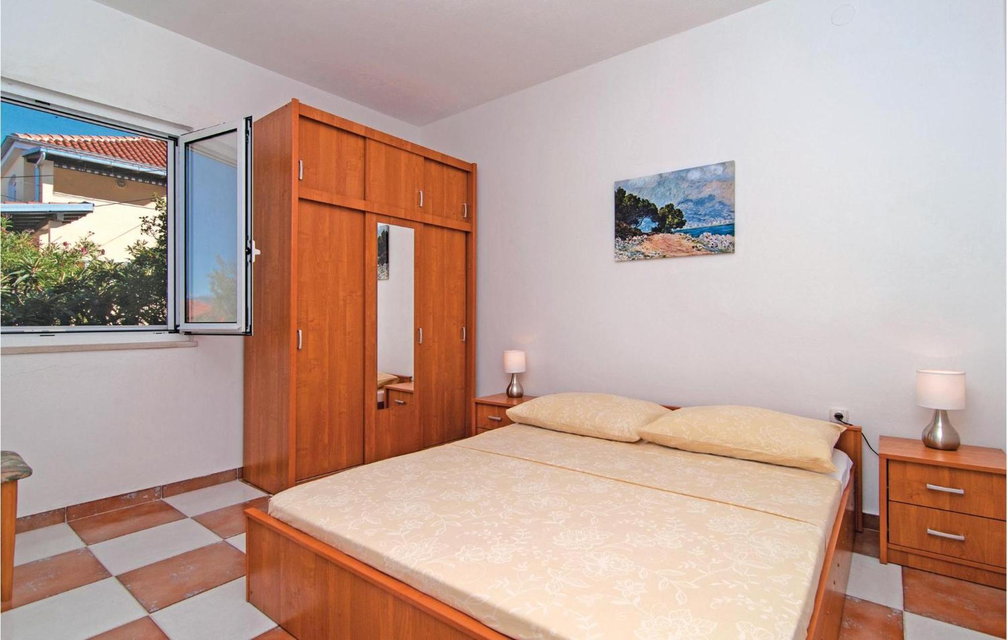 3 Bedroom Cozy Home In Supetar Exteriér fotografie